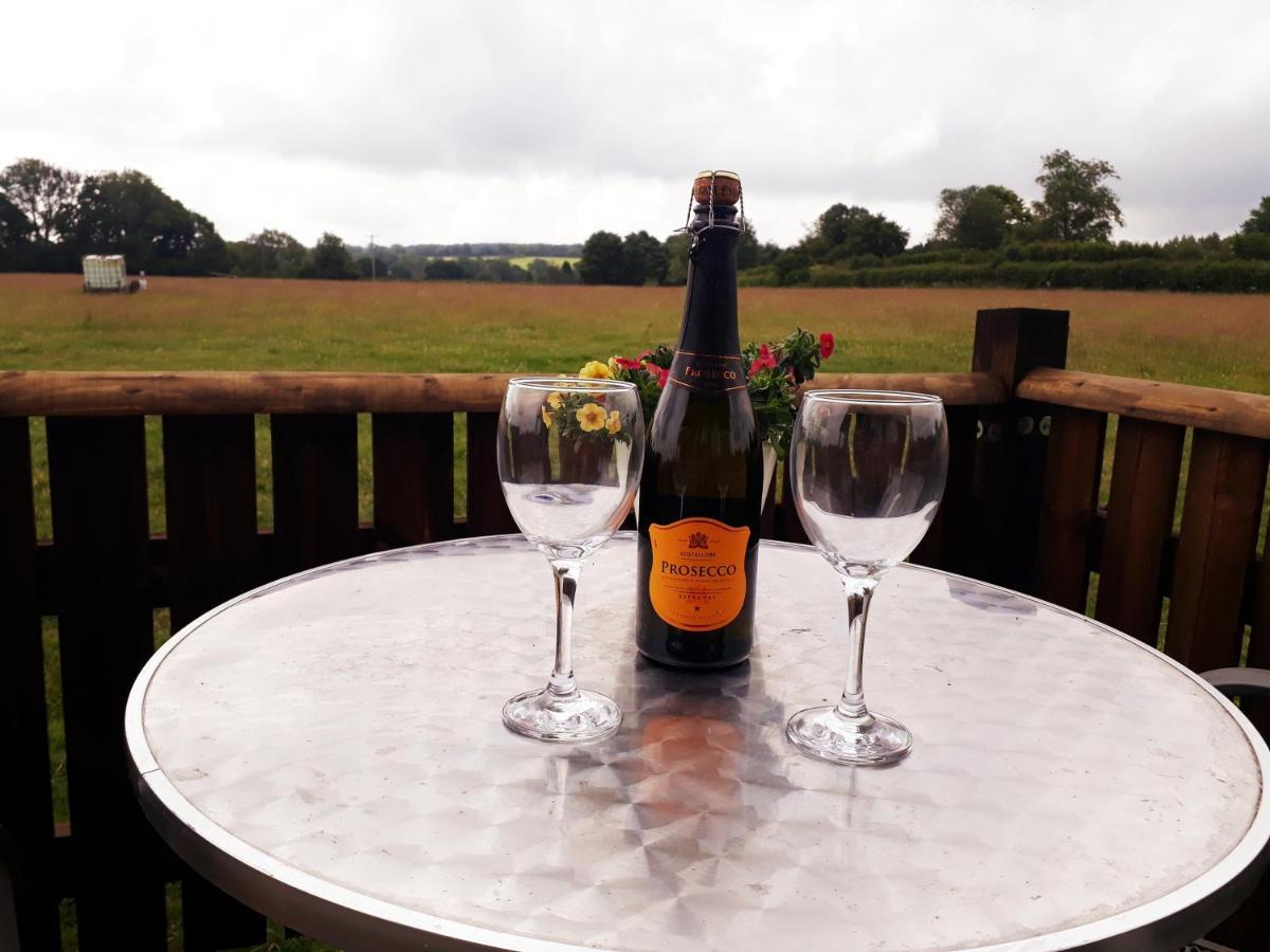 Country Bumpkin - Romantic Couples Stay In Oakhill Cabin Luaran gambar