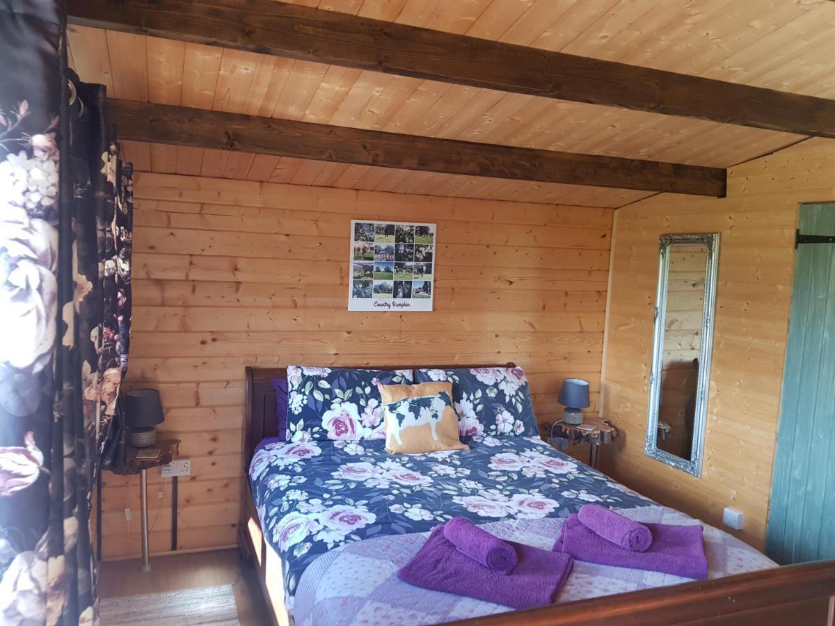 Country Bumpkin - Romantic Couples Stay In Oakhill Cabin Luaran gambar